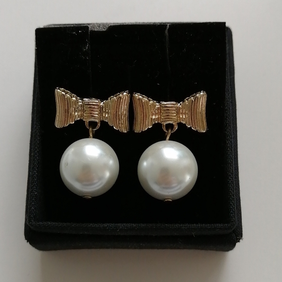 Glass pearl earrings - Picture 2 of 3